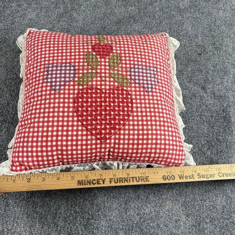 VTG 80s Handmade Pillow Red Gingham Heart Floral Embroidered Lace Trim Folk‎ Art